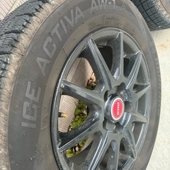 日産セレナ　スタッドレスタイヤホイールセットの画像