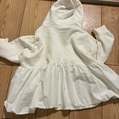 ホワイト パーカー CCロゴ 110の画像