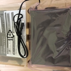  【未開封】SONY ポータブルBlu-ray/DVDプレイヤー　【開封済】外付けHDD同時取引の画像