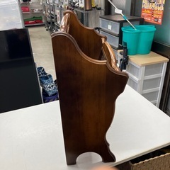 A2602-0509 カリモク　コロニアルシリーズ　マガジンラック　キズ汚れ有りの画像