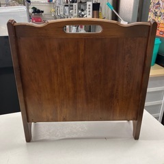 A2602-0509 カリモク　コロニアルシリーズ　マガジンラック　キズ汚れ有りの画像