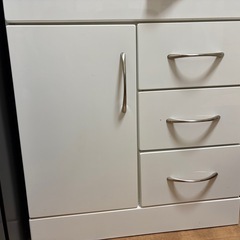 食器棚　レンジ置きの画像