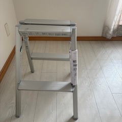 脚立の画像
