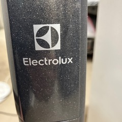 I 2602-0510 エレクトロラックス　コードレススティッククリーナー　掃除機　キズ汚れ有りの画像