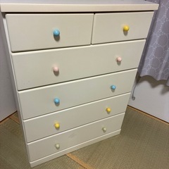 洋服チェストの画像