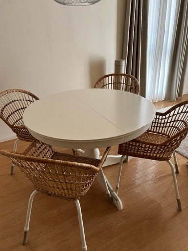 IKEA 丸机　椅子4セット