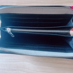 ディーゼル長財布の画像