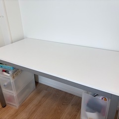 【東京中央区】横120cm テーブル デスク  机の画像