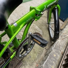 ギヤ付き　折りたたみ自転車の画像