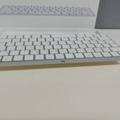 【良品】Apple Magic Keyboard/A1644/日本語配列〈MLA22J/A〉（正規品）の画像
