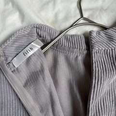 【fifth】フィフス ペプラムデザイン トップス
の画像