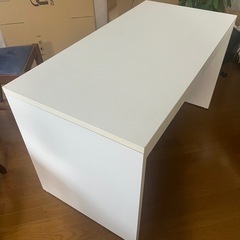 デスク 白の画像