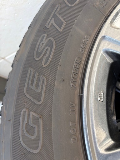 GUN125 ハイラックス 純正ホイールセット 265/65r17