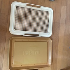 犬　トイレトレー　レギュラーサイズ　茶色
の画像