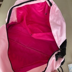 ボストンバッグの画像