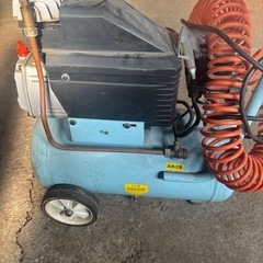 エアコンプレッサーの画像