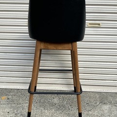 Barの雰囲気が出る🍷カウンターチェアーの画像