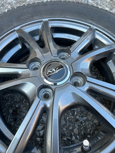アルミホイール付き
スタッドレスタイヤ 155/65Ｒ13