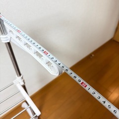 ニトリ ハンガーラック 室内干しの画像