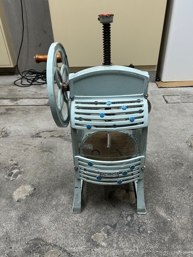 ⭐︎昭和レトロな手動かき氷機⭐︎