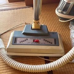 レトロ　アメリカな掃除機の画像