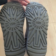 美品★UGG★23cm★アグ ムートン ブーツ クラシックショートブーツグレーの画像