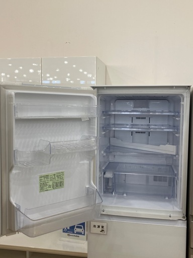 【半年間動作保証付き】SHARP 2022年製　SJ-GW35J-W 3ドア　350L ﾄﾚｰ割れ有