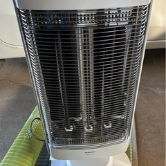 山善　遠赤外線ヒーター「DBX-J121」の画像