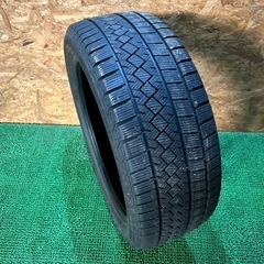 法人販売★ピレリ 225/45R18 22年製 タイヤ 4本セット センター7.5mmの画像