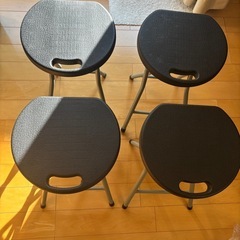 売約済み折りたたみ椅子　4脚の画像