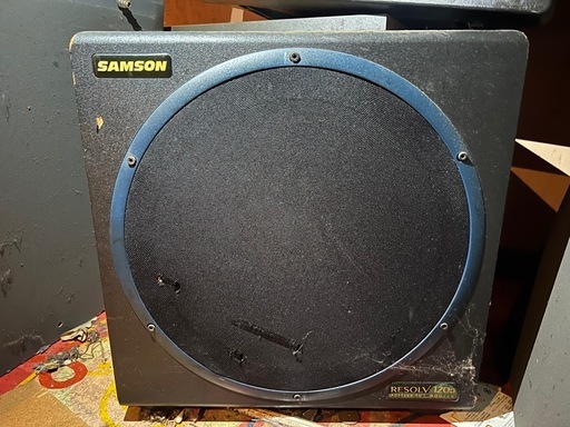 Samson社製パワードサブウーファーResolv 120a