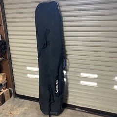 スノーボードケースの画像