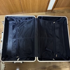 スーツケース(大)　黒の画像