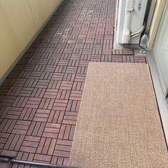 IKEA RUNNEN フロアデッキ 約17㎡分（約5万円相当）ベランダ全面セット まとめ売りの画像