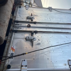 いすゞ　2トン荷台　値段相談の画像