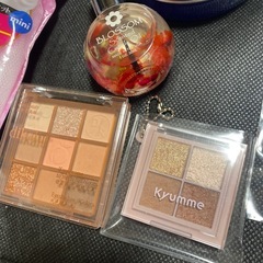 コスメ、ピアスおまとめの画像