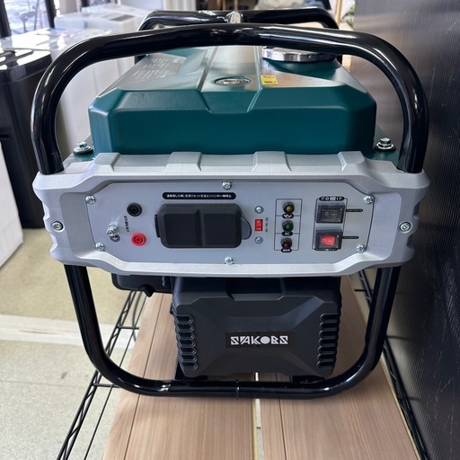 267 【未使用】SAKOBS サコブス インバーター発電機 ガソリン式 モデルQL2000ix  
