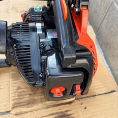 （決まりした。）エンジン式　チェーンソー　美品の画像