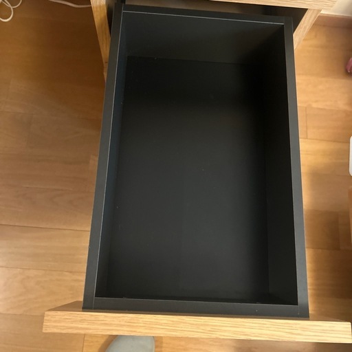 アクタスのMEZZO  
デスク