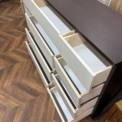 1257 IKEA マルムシリーズ 4段チェスト