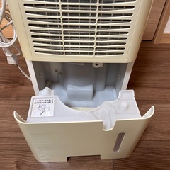 アイリスオーヤマ　除湿機の画像