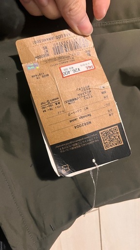 状態良好THE NORTH FACE マウンテンパーカー カーキ/ブラックNS62004
