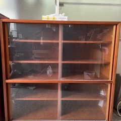 食器棚2月16日限定の画像