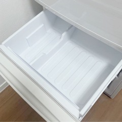 (送料無料) 2021年 極美品 冷蔵庫 SHARP 137L 霜取り不要 どっちもヒンジ 耐熱天板 ⑤ の画像