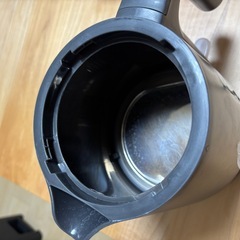 電気ポットの画像