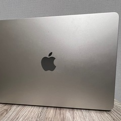 Apple MacBook Air M2（2022年モデル）の画像