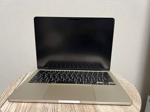 【中古】Apple MacBook Air M2（2022年モデル）