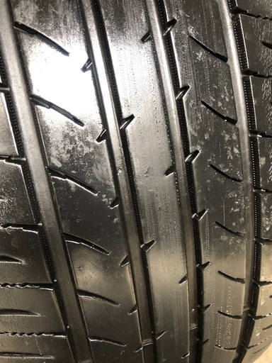 215/45R18夏タイヤ2本取り付け無料