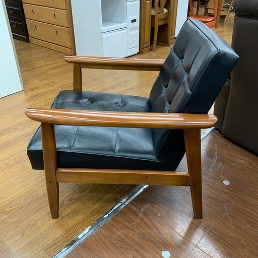 【軽トラ無料貸し出し】【カリモク60】【1人掛けソファー】【トレファク所沢店】
