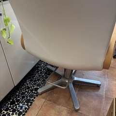 美容室　セット椅子　チェアー　タカラベルモンドの画像